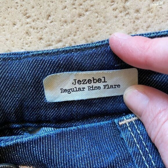 Dylan George 28 Jezebel Flare Regular Rise Jeans - Picture 6 of 7